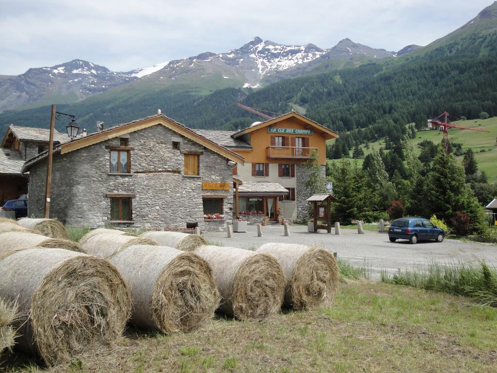 La Cle Des Champs Hotel Lanslebourg-Mont-Cenis Kamer foto